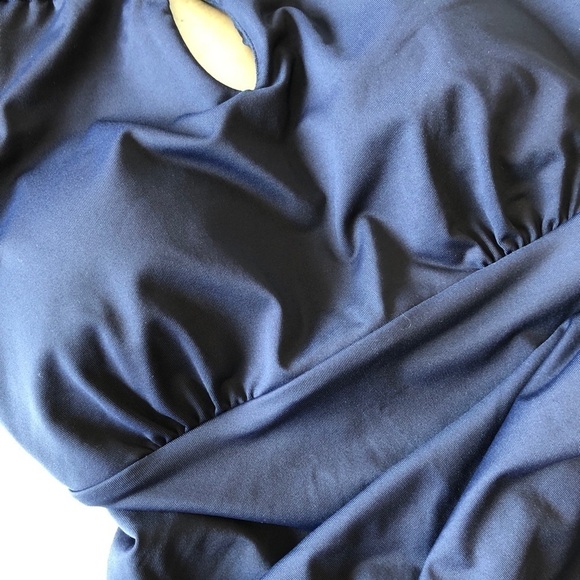 Athleta One Piece Keyhole Swimsuit Navy Bl… - Picture 5 of 8